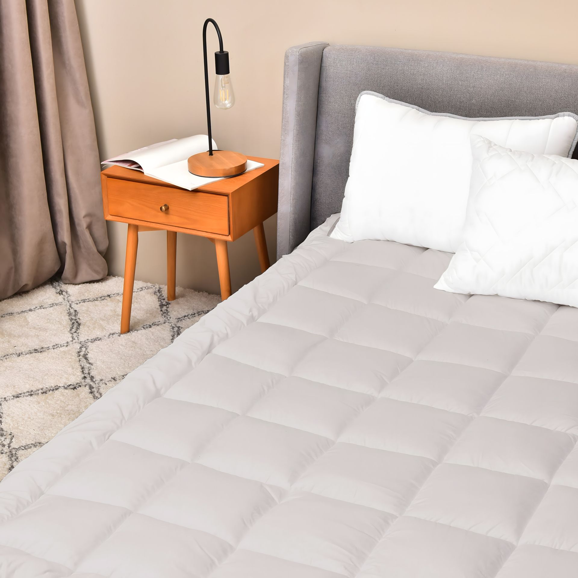 Антиаллергенный наматрасник с резинками по углам IDEIA ДАБЛ, супер плотный, 160х200 см, серый (8-34669*001) Антиаллергенный наматрасник с резинками по углам IDEIA ДАБЛ, супер плотный, 160х200 см, серый (8-34669*001)