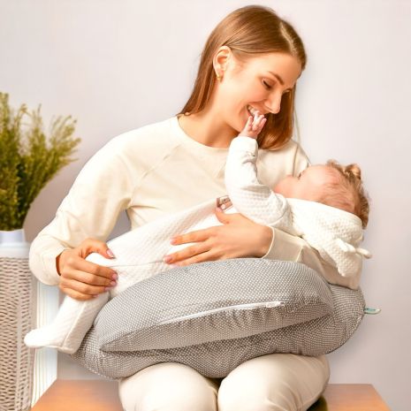 Подушка для годування Диванчик Sei Design 60х70х16 см бавовна антиалергенне волокно горошок сірий (8-35409*002) Подушка для годування Диванчик Sei Design 60х70х16 см бавовна антиалергенне волокно горошок сірий (8-35409*002)