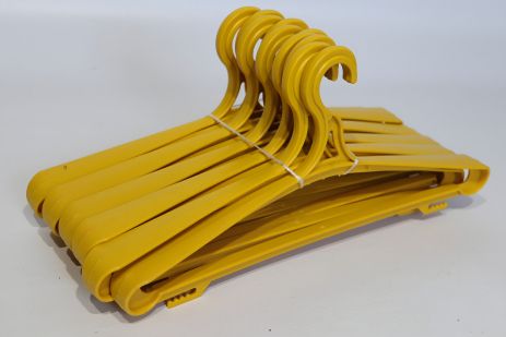 Пластикових кольорових плічок набір 10 шт для важкого одягу 8695yellow