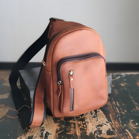 Чоловіча сумка-слінг GS коньячна шкіряна Чоловіча сумка-слінг GS коньячна шкіряна