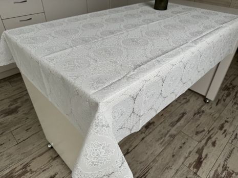 Скатертина вінілова з ажурним малюнком 140*220 см 1507-w-7