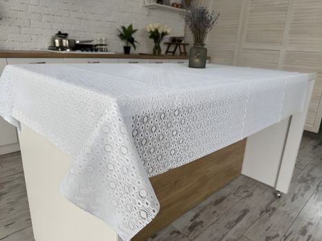 Скатертина вінілова з ажурним малюнком 140*220 см 1507-w-6 Скатертина вінілова з ажурним малюнком 140*220 см 1507-w-6