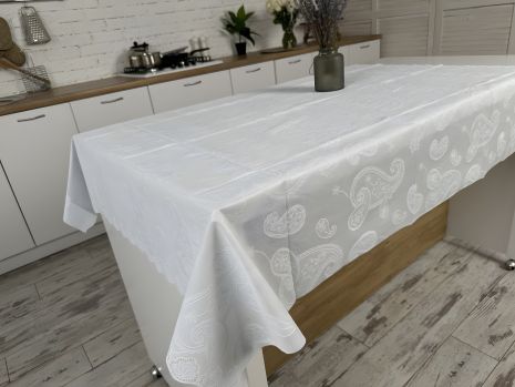 Вінілова скатертина з ажурним малюнком 140*220 см 1507-w-4