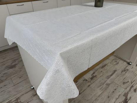 Скатертина вінілова з ажурним малюнком 140*220 см 1507-w-8