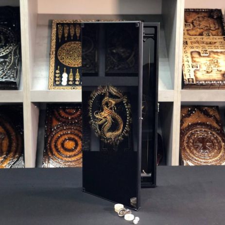 Нарди зі скла в металевому корпусі Дракон 61×27×5см Нарди зі скла в металевому корпусі Дракон 61×27×5см