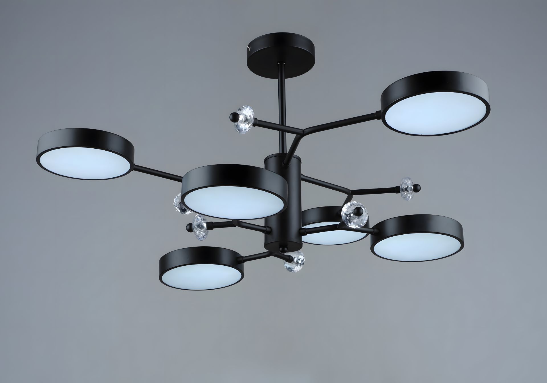 Светильник подвесной Sirius N5502/6 на 6 плафонов Светильник подвесной Sirius N5502/6 на 6 плафонов