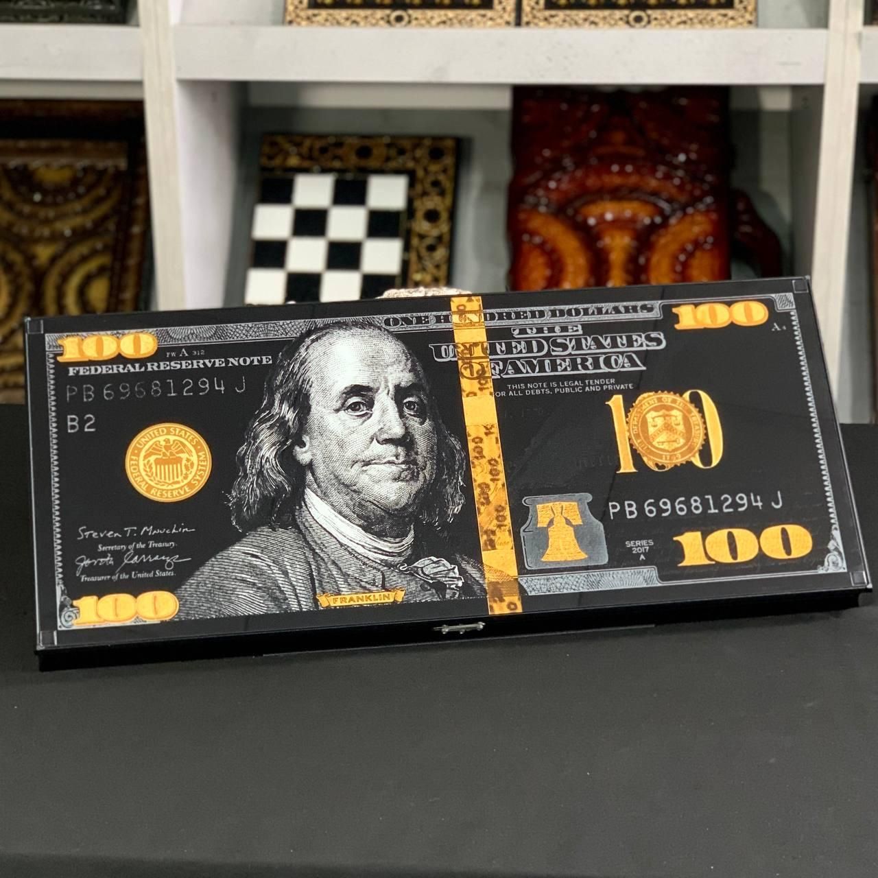 Нарды стеклянные в алюминиевом корпусе Черный Доллар 61×27×5см Нарды стеклянные в алюминиевом корпусе Черный Доллар 61×27×5см