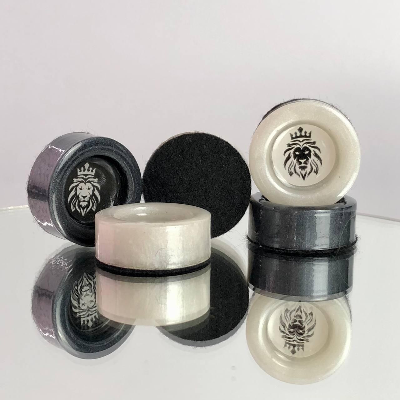 Фишки для игры нарды из смолы 27×12мм Лев Фишки для игры нарды из смолы 27×12мм Лев