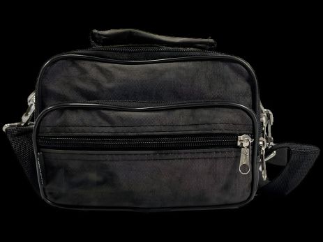 Стильна сумка через плече з трьома відділеннями, хакі Стильна сумка через плече з трьома відділеннями, хакі