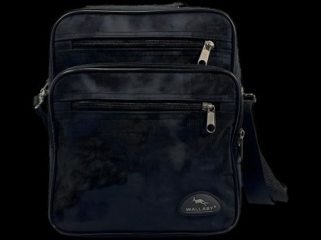 Черная сумка через плечо укр. производителя, 4 отделения Черная сумка через плечо укр. производителя, 4 отделения