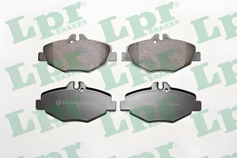 Комплект тормозных колодок дискового тормоза LPR для MERCEDES-BENZ E-CLASS, 05P1124