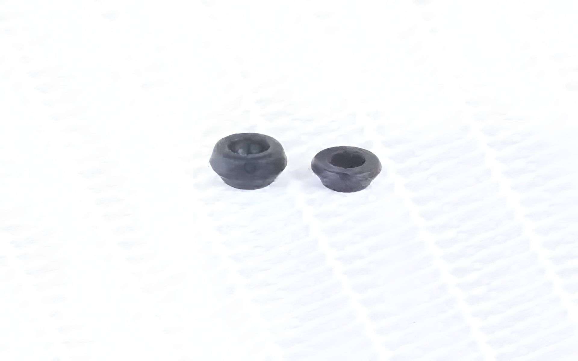 Стойка амортизатора AUDI 80, MONROE (MK117) Стойка амортизатора AUDI 80, MONROE (MK117)