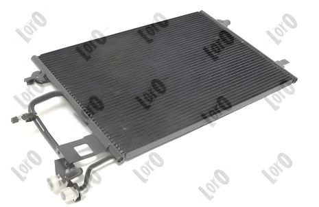 Конденсор кондиціонера AUDI A6, LORO (0030160009) Конденсор кондиціонера AUDI A6, LORO (0030160009)
