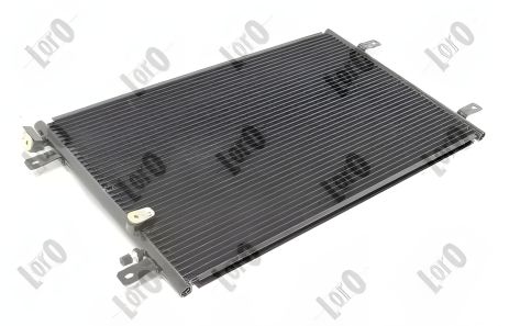 Конденсорний радіатор кондиціонера AUDI A6, LORO (0530160026) Конденсорний радіатор кондиціонера AUDI A6, LORO (0530160026)