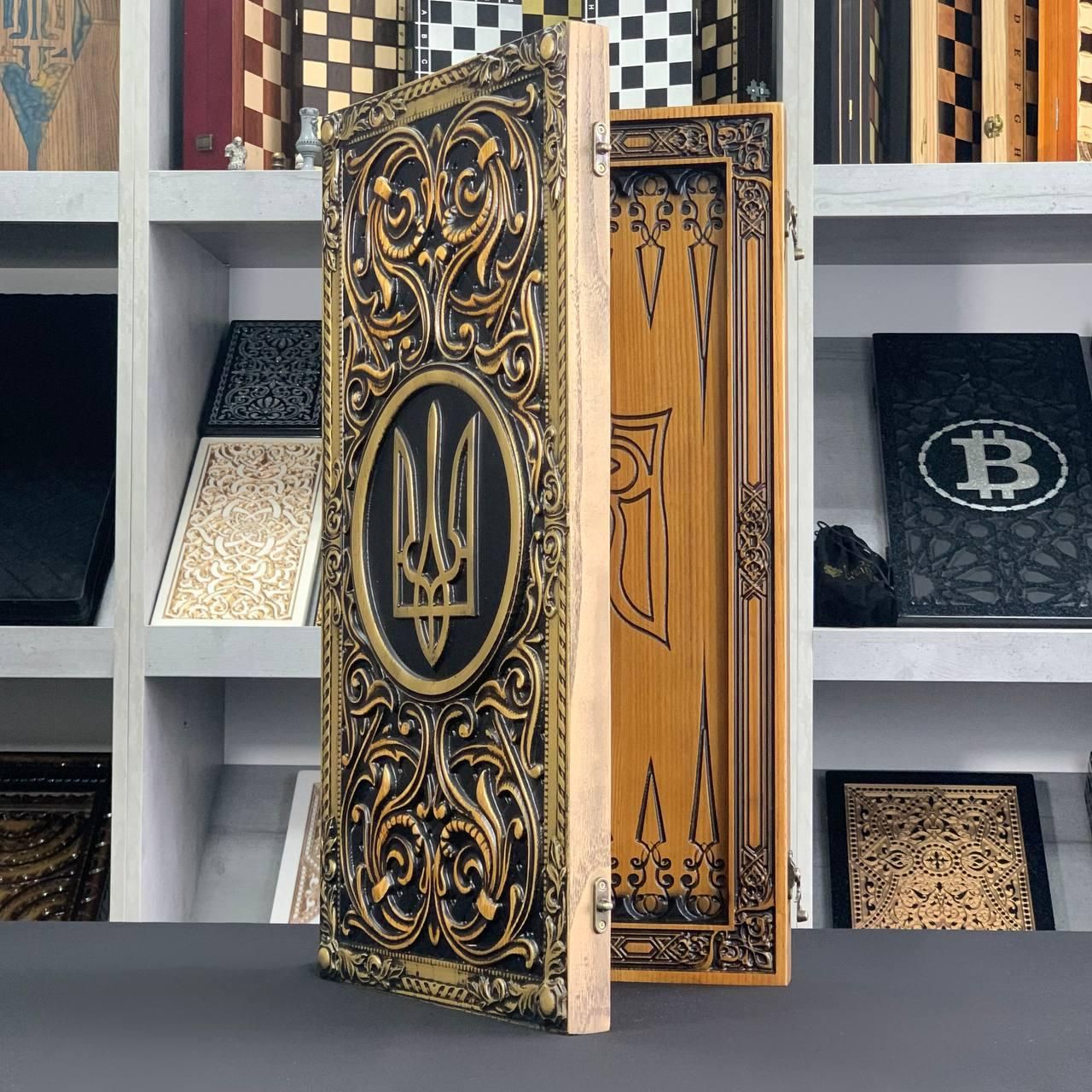 Нарды деревянные ручной работы Трезубец 68×32см патриотические Нарды деревянные ручной работы Трезубец 68×32см патриотические