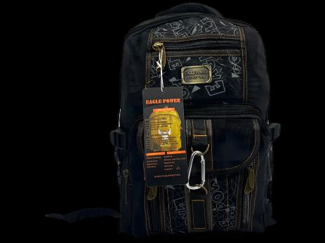 Чорний міський рюкзак 25 л, 5 відділів, бокові кишені Чорний міський рюкзак 25 л, 5 відділів, бокові кишені