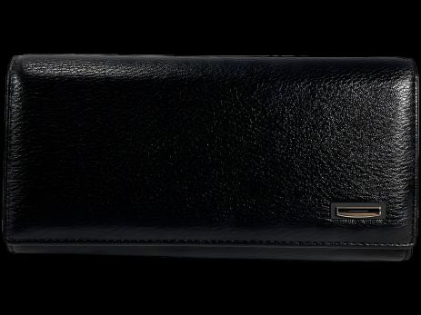Чорний класичний гаманець жіночий з екошкіри з кнопковою застібкою