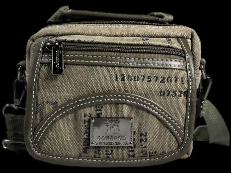 Практичная и функциональная сумка через плечо на 3 отделения защитного цвета хаки