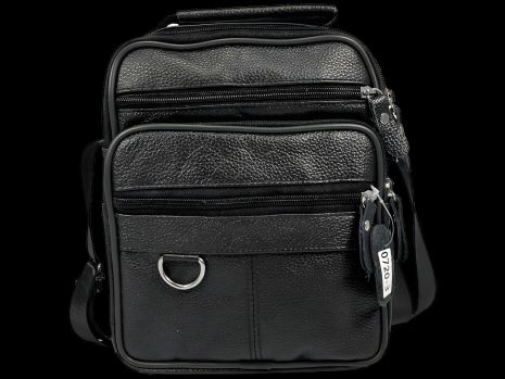 Сумка через плече з натуральної шкіри, чорна, на чотири відділення