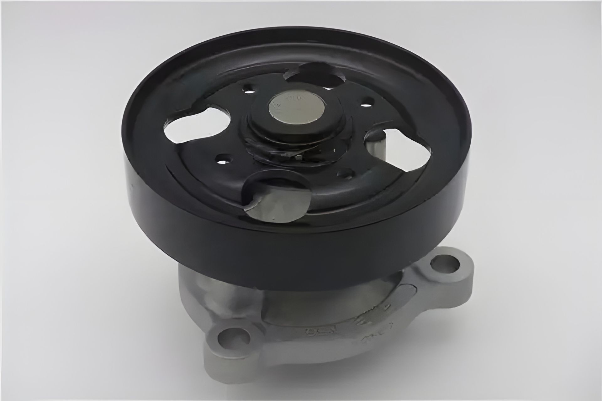 Помпа, водяной насос RENAULT KOLEOS, NISSAN PRIMERA, GMB (GWN86A) Помпа, водяной насос RENAULT KOLEOS, NISSAN PRIMERA, GMB (GWN86A)