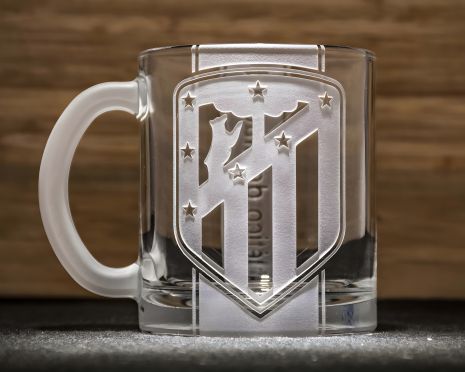 Кружка с логотипом футбольного клуба ФК Атлетико Мадрид Club Atlético de Madrid двухсторонняя с лозунгом Кружка с логотипом футбольного клуба ФК Атлетико Мадрид Club Atlético de Madrid двухсторонняя с лозунгом