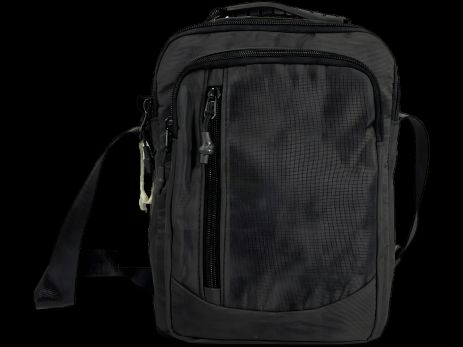 Черная мужская сумка через плечо с четырьмя отделениями Черная мужская сумка через плечо с четырьмя отделениями