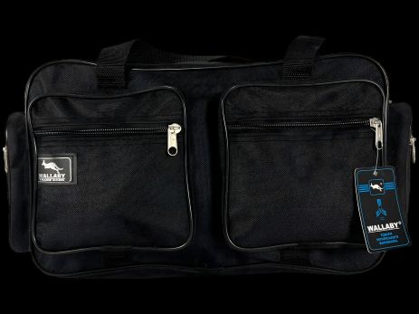 Сумка через плечо на три отделения, объём 16 л, чёрного цвета, современный дизайн