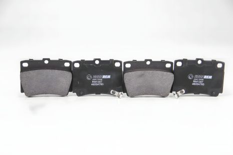 Тормозные колодки Pajero/Pajero Sport 90-15 1.8-3.0, GOODREM (RM1307) Тормозные колодки Pajero/Pajero Sport 90-15 1.8-3.0, GOODREM (RM1307)
