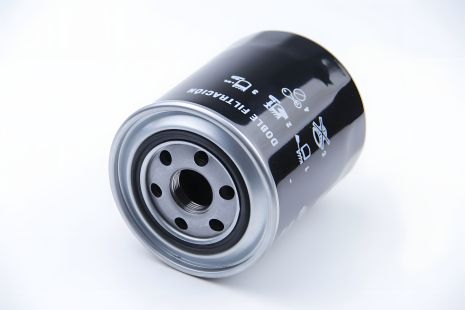 Масляний фільтр Colt/Galant/Lancer IV/Pajero 1.8/2.0/2.5TD 86-, CLEAN FILTERS (DF827A)