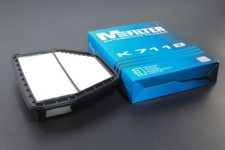 Повітряне Air Captiva 2.0-3.2 06-, Mfilter (K7118)