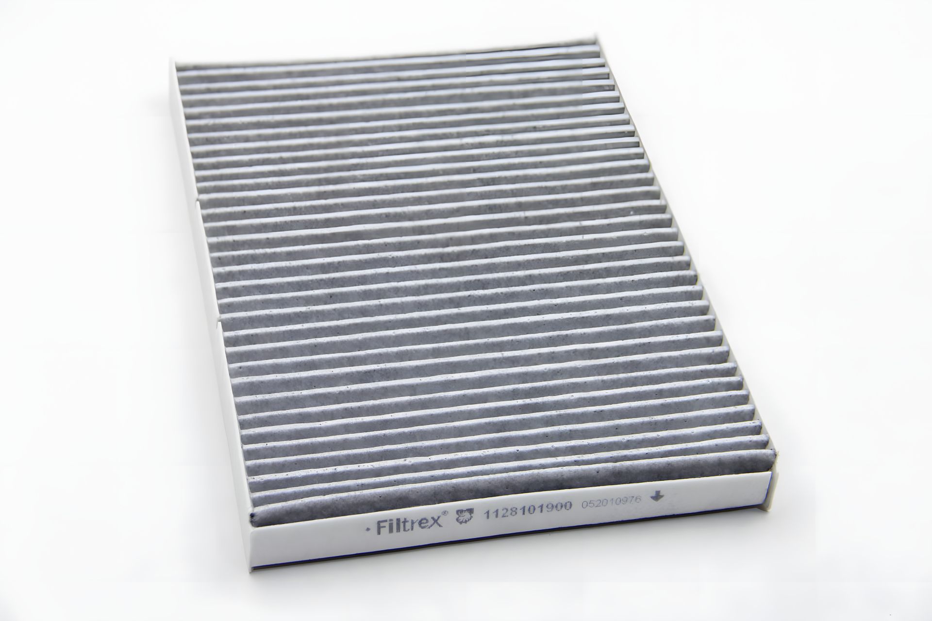 Салонний фільтр Caddy 96-04/Golf 92-98/Passat 01-05/Octavia 96-11 (вугільний), JP Group (1128101900) Салонний фільтр Caddy 96-04/Golf 92-98/Passat 01-05/Octavia 96-11 (вугільний), JP Group (1128101900)