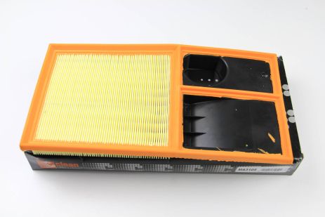 Повітряний фільтр 1.4-1.6 16В Caddy 06-10/Golf 06-13/Octavia 04-/Fabia 06-, чисті фільтри (MA3105)