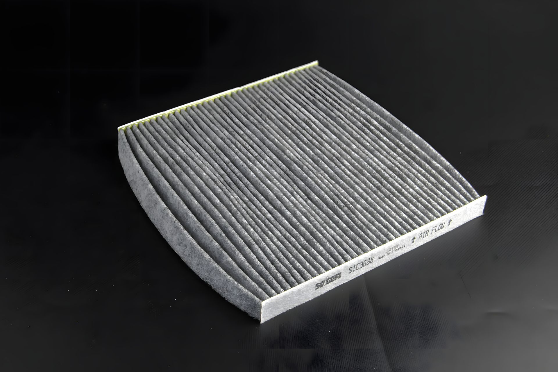 Фильтр салонный Toyota Avensis/Corolla 00-(угольный), PURFLUX (AHC189) Фильтр салонный Toyota Avensis/Corolla 00-(угольный), PURFLUX (AHC189)