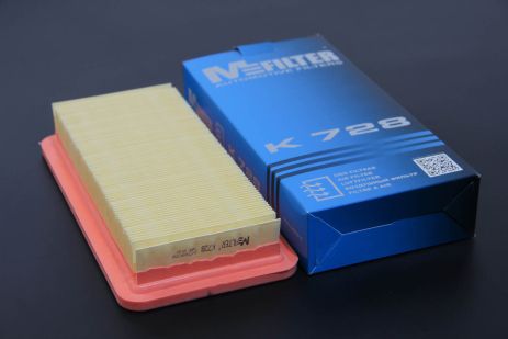 Повітряний фільтр Hyundai Getz, Mfilter (K728)
