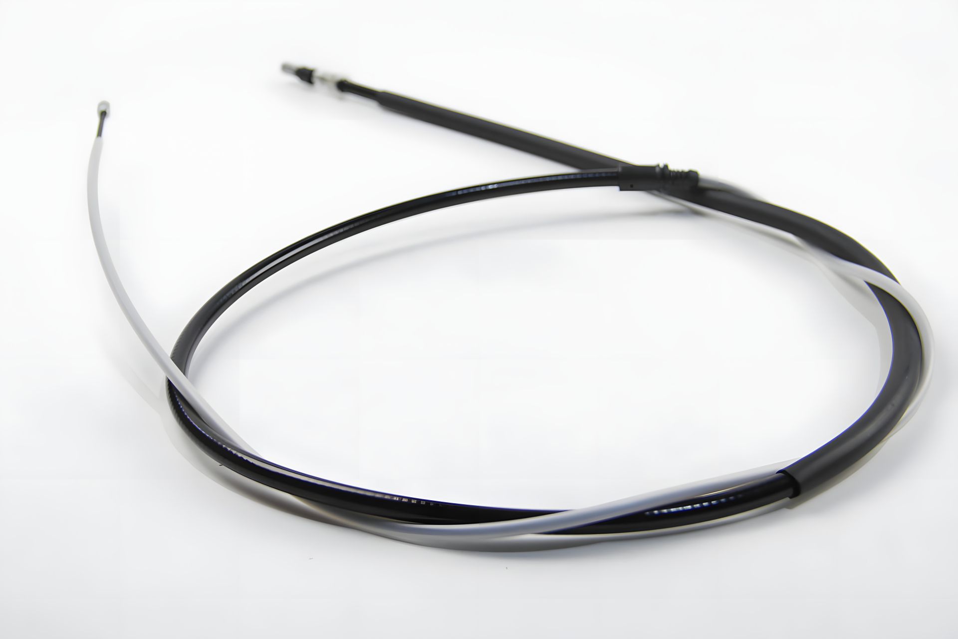 Трос заднего ручного тормоза Laguna II 01-Л=Пр. (диск) (2220/1235), ABS (K16646) Трос заднего ручного тормоза Laguna II 01-Л=Пр. (диск) (2220/1235), ABS (K16646)