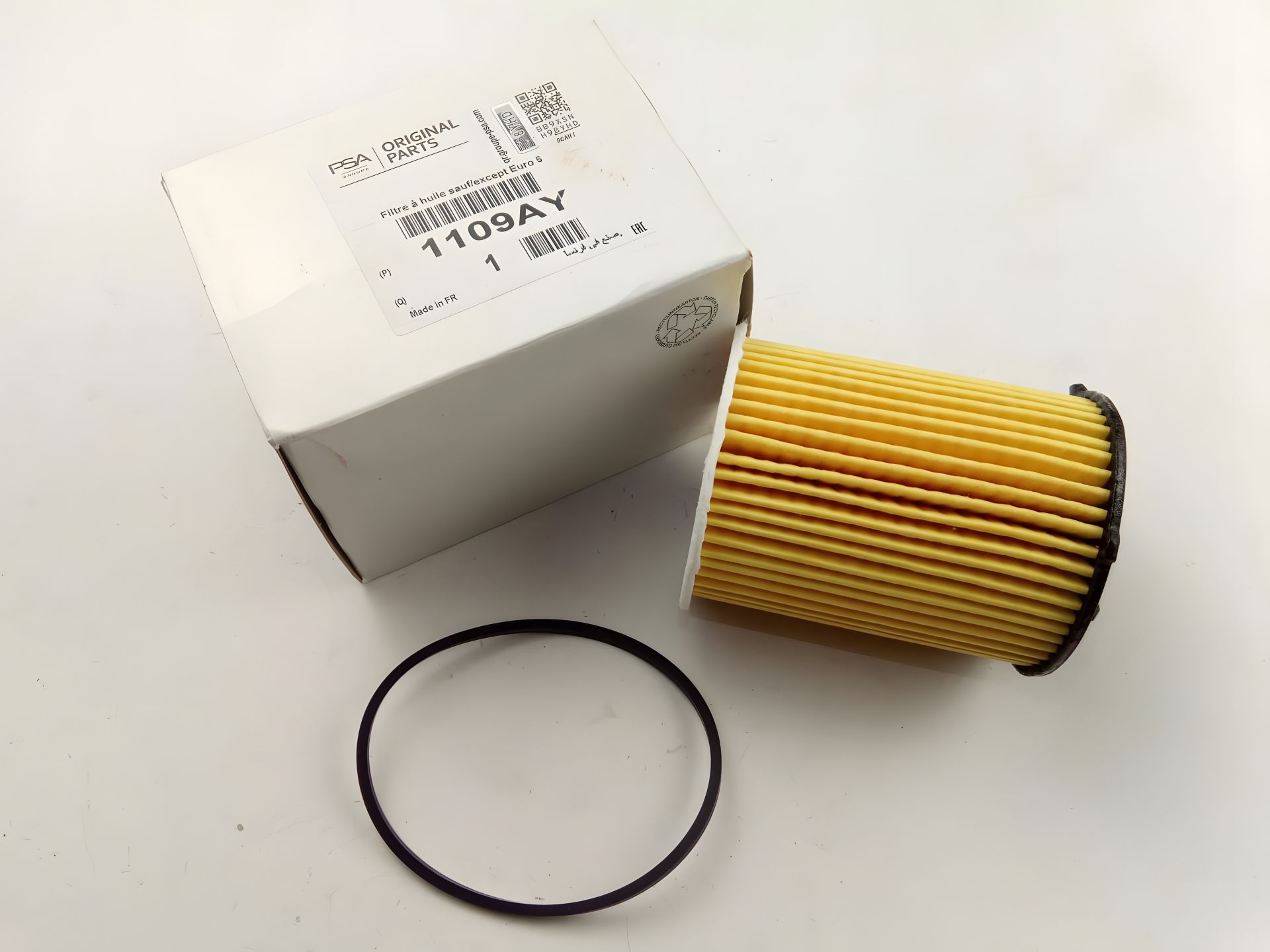 Масляний фільтр для PEUGEOT/CITROEN (1109.AY) Масляний фільтр для PEUGEOT/CITROEN (1109.AY)