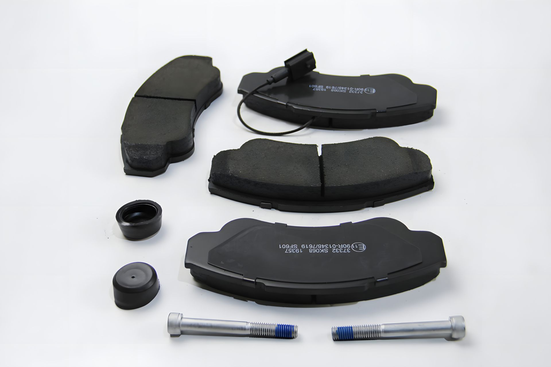 Передние тормозные колодки Jumper/Ducato/Boxer 02- (1.8t), ABS (37332) Передние тормозные колодки Jumper/Ducato/Boxer 02- (1.8t), ABS (37332)