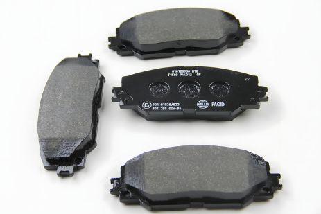 Передні гальмівні колодки Toyota RAV4 06- (139,1x56x17,5), HELLA PAGID (8DB355006861) Передні гальмівні колодки Toyota RAV4 06- (139,1x56x17,5), HELLA PAGID (8DB355006861)