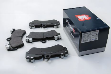 Передні гальмівні колодки Cayenne/Touareg 03- (brembo), JP Group (1163604110) Передні гальмівні колодки Cayenne/Touareg 03- (brembo), JP Group (1163604110)