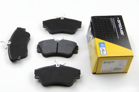 Передні гальмівні колодки T4 1.9TD/2.4D 99 (R15)(невент.диск), Bremsi (BP2625)