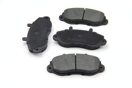 Передні гальмівні колодки для Master/Movano 98- (R15), Bremsi (BP2767) Передні гальмівні колодки для Master/Movano 98- (R15), Bremsi (BP2767)