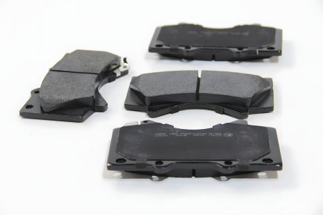 Колодки передние тормозные Toyota Land Cruiser 08-(advics) (ABS 37701), ABS (37701) Колодки передние тормозные Toyota Land Cruiser 08-(advics) (ABS 37701), ABS (37701)