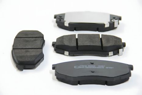 Передние тормозные колодки для iX20/Sonata/Soul (09-21) ABS (37932)