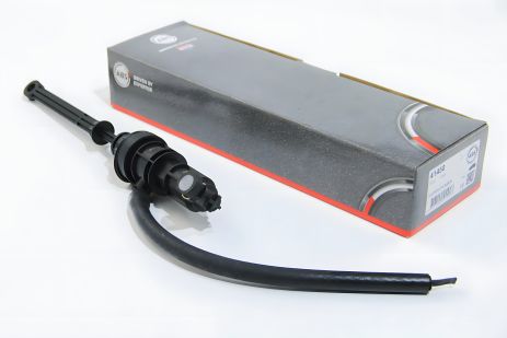 Цилиндр главный сцепления Transit (03-06), ABS (41450) Цилиндр главный сцепления Transit (03-06), ABS (41450)