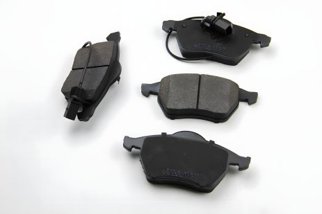Передні гальмівні колодки Passat B5/Audi A4/A6 00-05, Bremsi (BP3071)