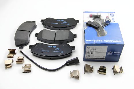 Гальмівні передні колодки Ford Transit 2,2-2,4 TDCI 06-, HELLA PAGID (8DB355012761) Гальмівні передні колодки Ford Transit 2,2-2,4 TDCI 06-, HELLA PAGID (8DB355012761)