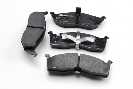 Гальмівні колодки для кросоверів Voyager/300/Neon 94-, HELLA PAGID (8DB355007941)