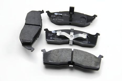 Тормозные колодки Voyager/300/Neon 94-, HELLA PAGID (8DB355007941) комплект