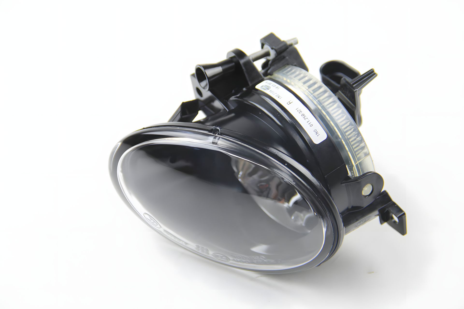 Противотуманная фара HB4 правая для VW AMAROK (2H_, S1B) 09/10-, CRAFTER 30-35 (2E_) 04/06-, от HELLA (1) Противотуманная фара HB4 правая для VW AMAROK (2H_, S1B) 09/10-, CRAFTER 30-35 (2E_) 04/06-, от HELLA (1)