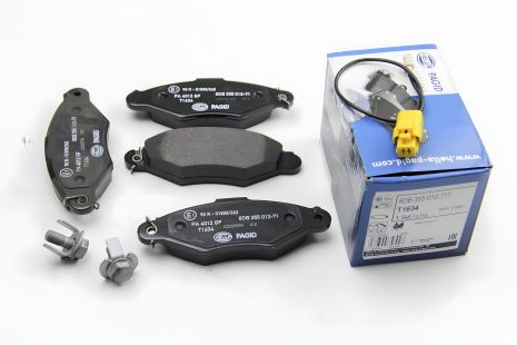 Передні гальмівні колодки Kangoo 97-08 (Bosch), HELLA PAGID (8DB355012711)